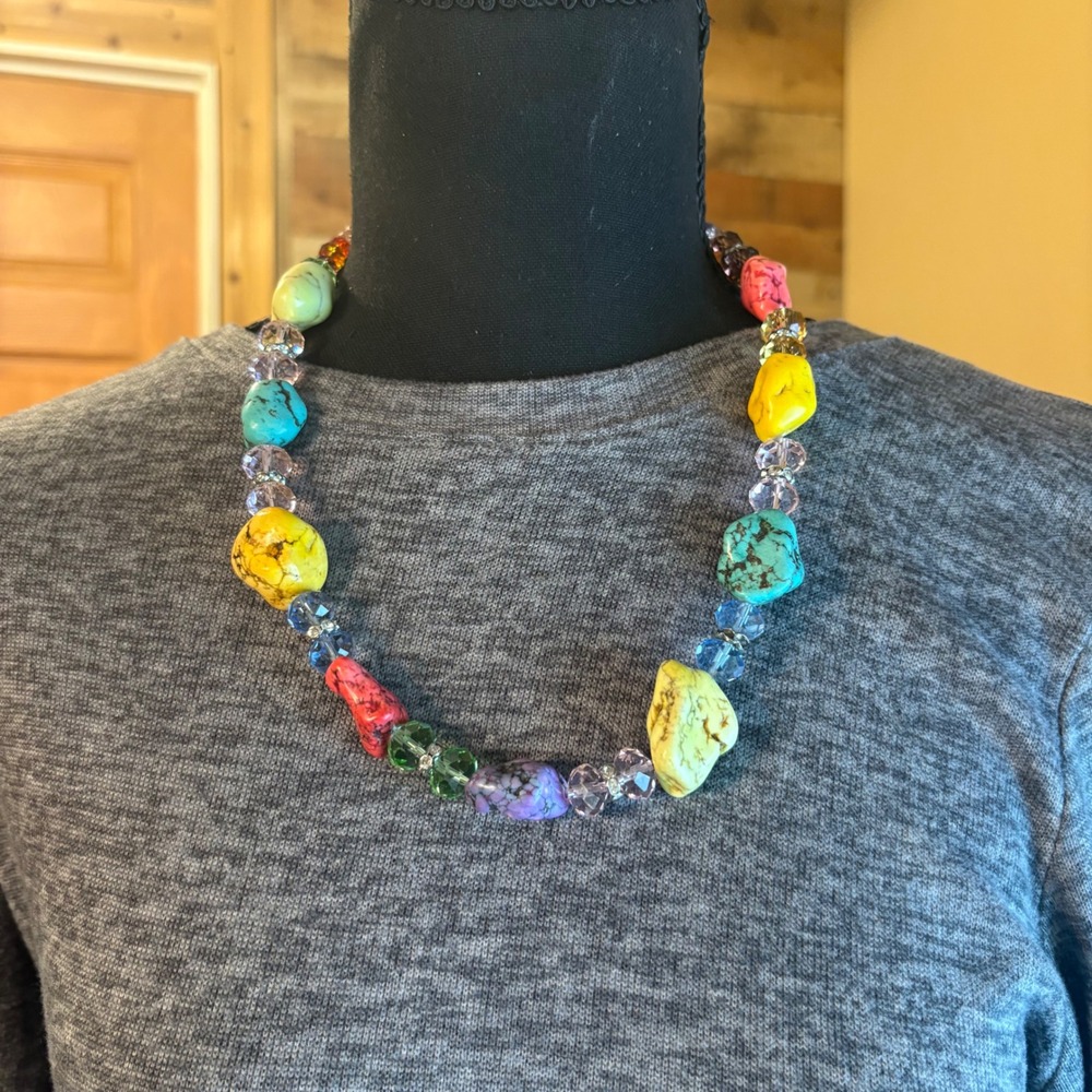 Multi Color Stone Crystal Beaded Necklace Silver Tone Lobster Clasp